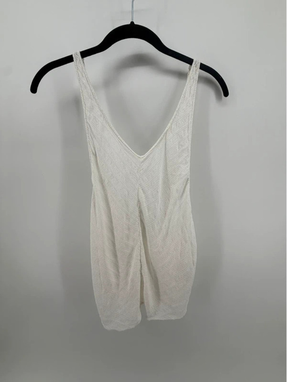 Free People Women’s Ivory Textured V-Neck Sleeveless Tunic Tank Top Small